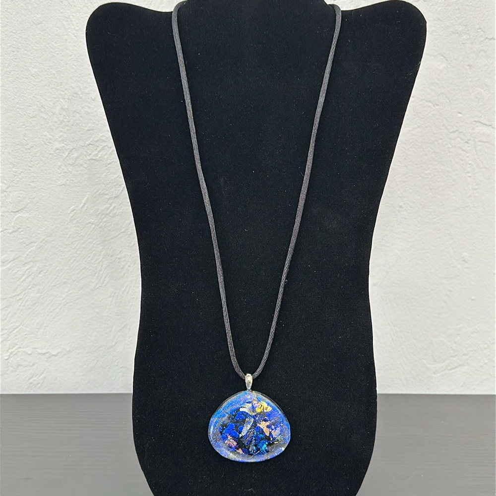 Beautiful Large Signed Glass Vintage Pendant On Cord Necklace - Picture 2 of 15